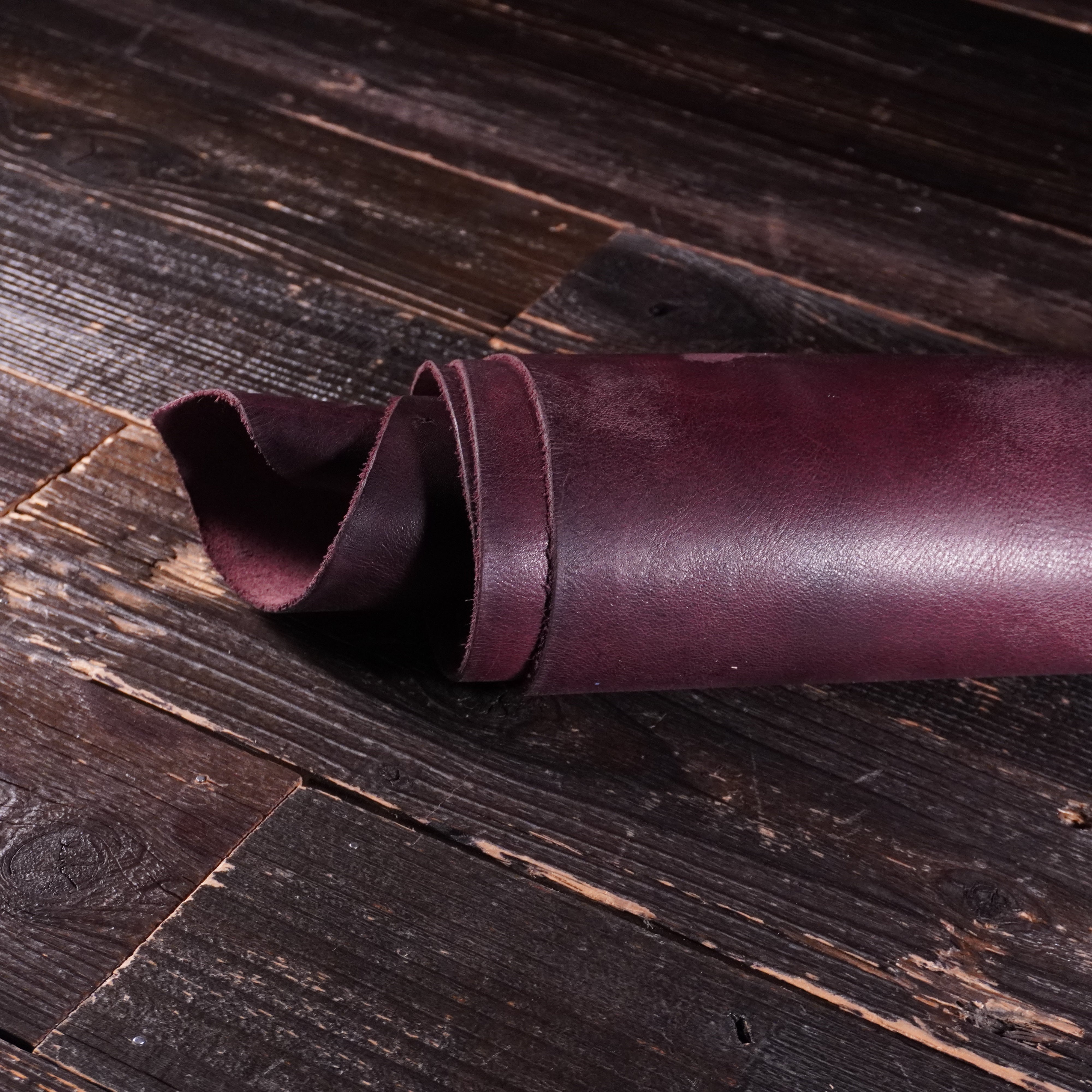 Horween - Burgundy no.3